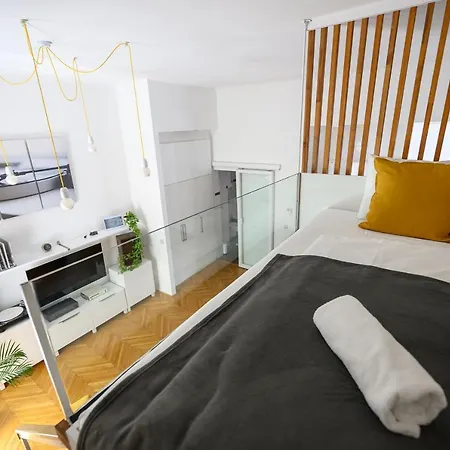 Διαμέρισμα Aktrecords *