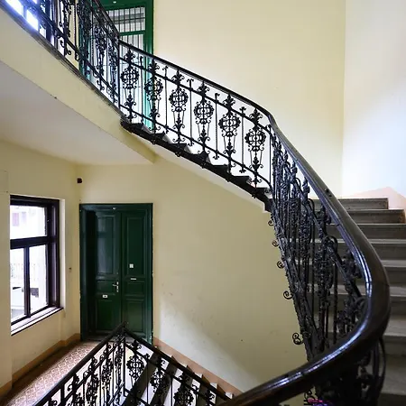 Apartment Aktrecords